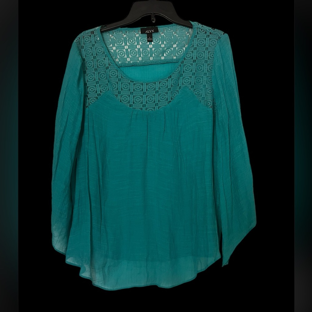 Alyx Top